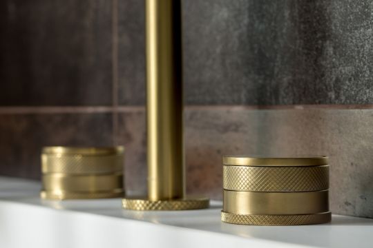 Cмеситель Boheme Prestige 152 на горизонтальную поверхность схема 21