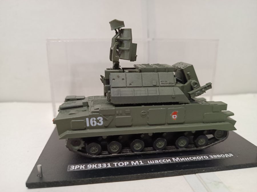 ЗРК  9К331 (1/72) шасси Минского завода