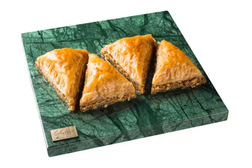 001/Пахлава "Треугольник" с грецким орехом уп-1,7кг