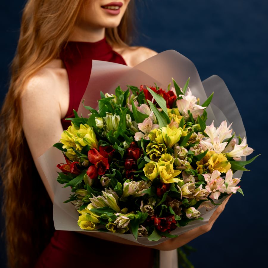 25 Альстромерий