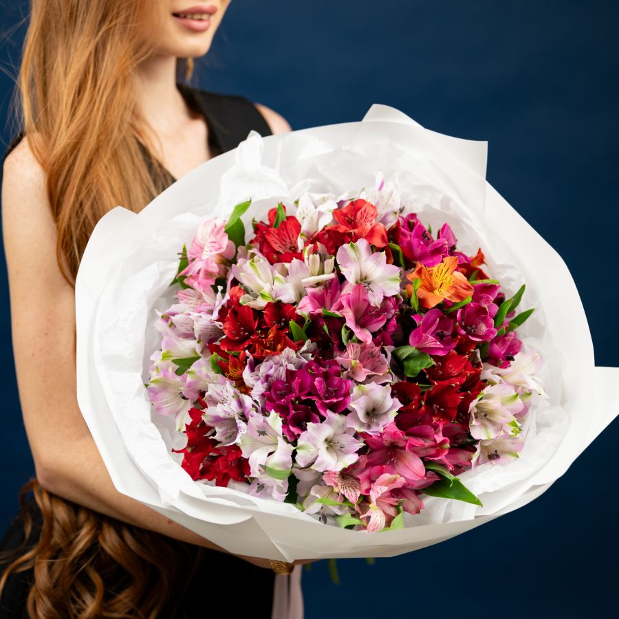 25 альстромерий