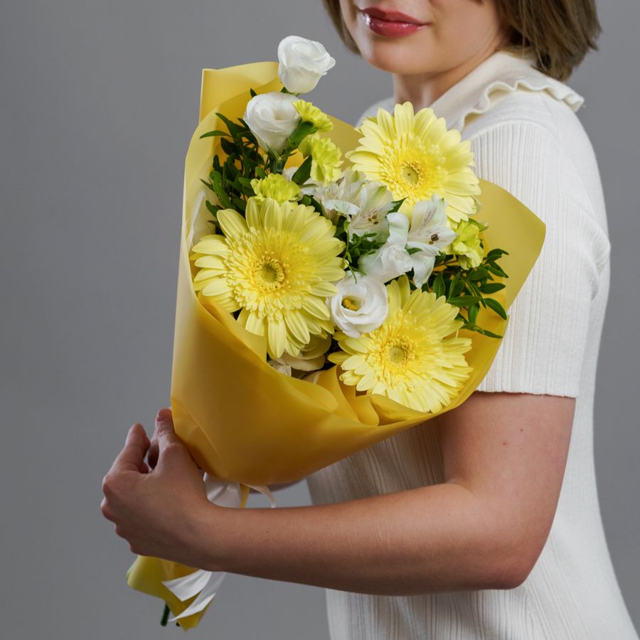 Букет-комплимент в желтых тонах