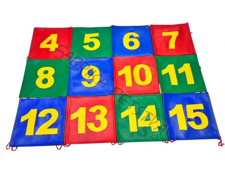 Стартовые номера от «1» до «12»