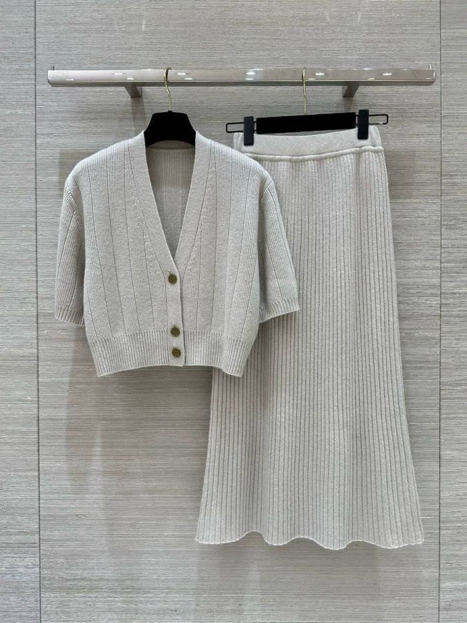 Костюм женский LORO PIANA Cervatto