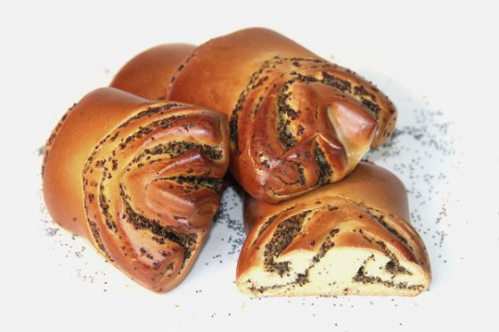 Сдобная булочка "Гребешок" с маковой начинкой 1,75кг