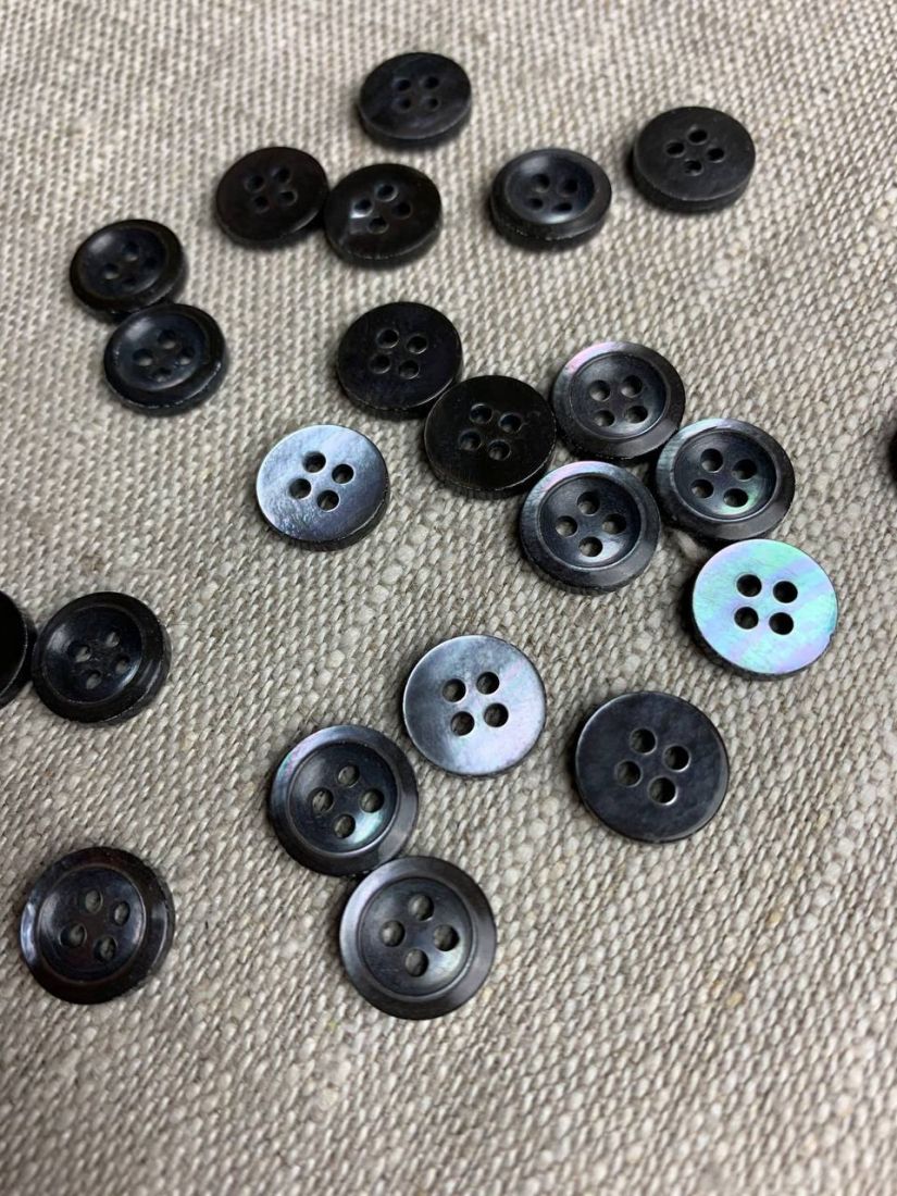 Пуговицы рубашечные