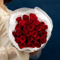 25 красных роз (кения 40см)