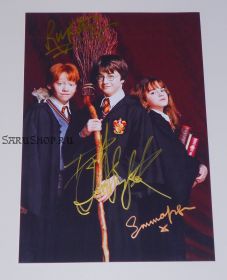 Автографы: Дэниэл Рэдклифф, Руперт Гринт, Эмма Уотсон. "Гарри Поттер"