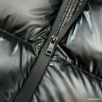 Пуховик мужской PRADA PRIMALOFT Пуховик мужской PRADA PRIMALOFT