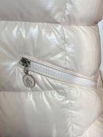 Пуховик женский MONCLER BARANTE Пуховик женский MONCLER BARANTE