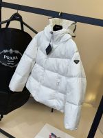 Пуховик женский PRADA
