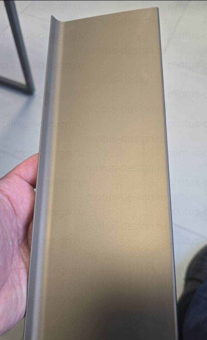 Алюминиевый плинтус ПЛ-100 мм