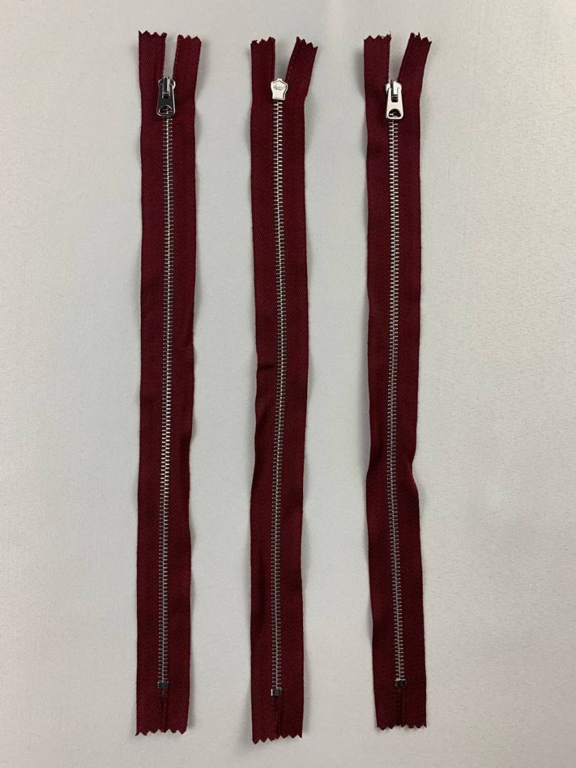 Молния металлическая