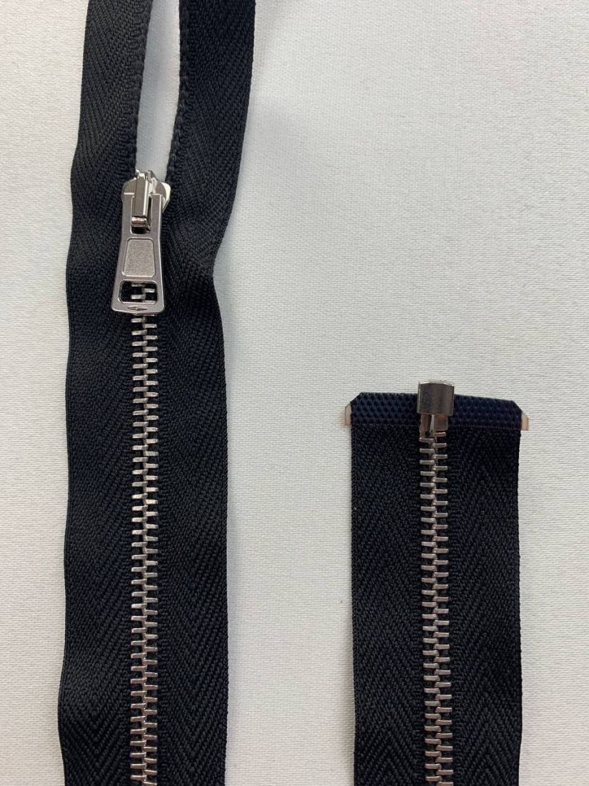 Молния металлическая