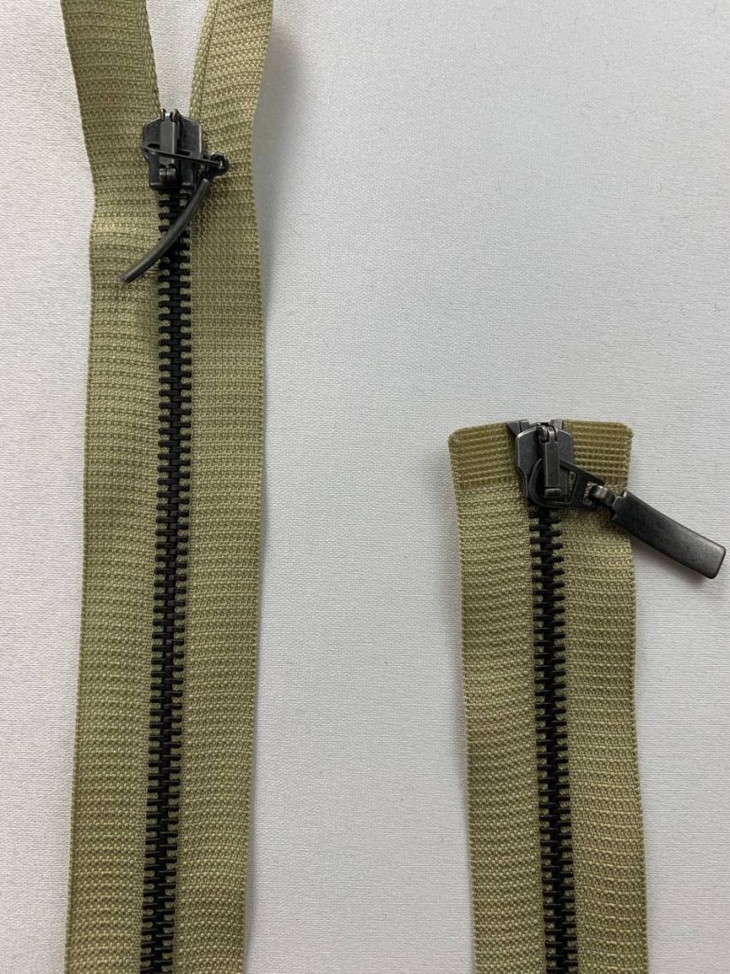 Молния металлическая