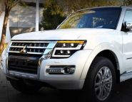 Фары светодиодные, вариант 4, на Мицубиси Паджеро IV