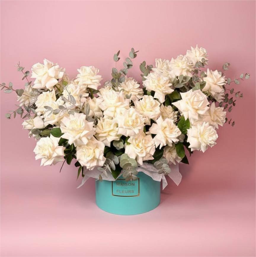 Коробка белых Французских роз