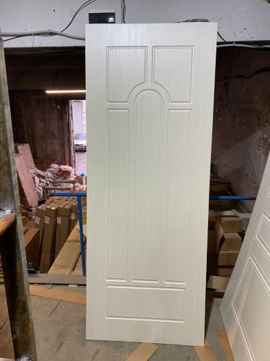 Входная дверь Termo-door Вертикаль Бетон - Арка Лиственница