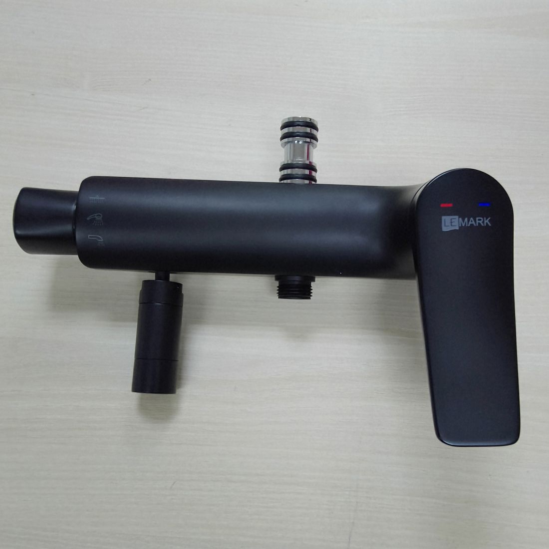 Корпус для душевой системы Lemark LM3762BL