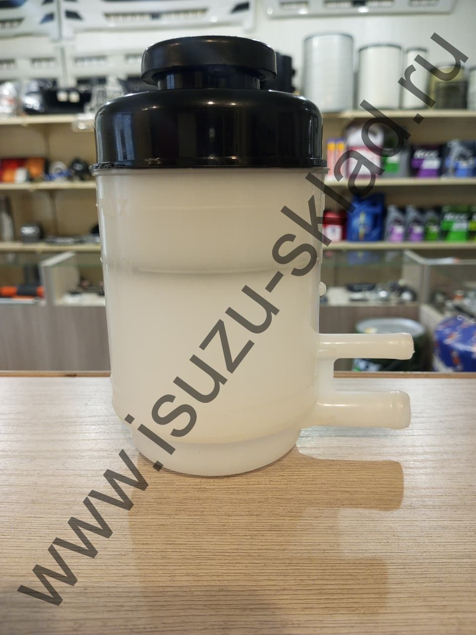 Бачок гидроусилителя руля nqr71/75/90/npr75 круглый