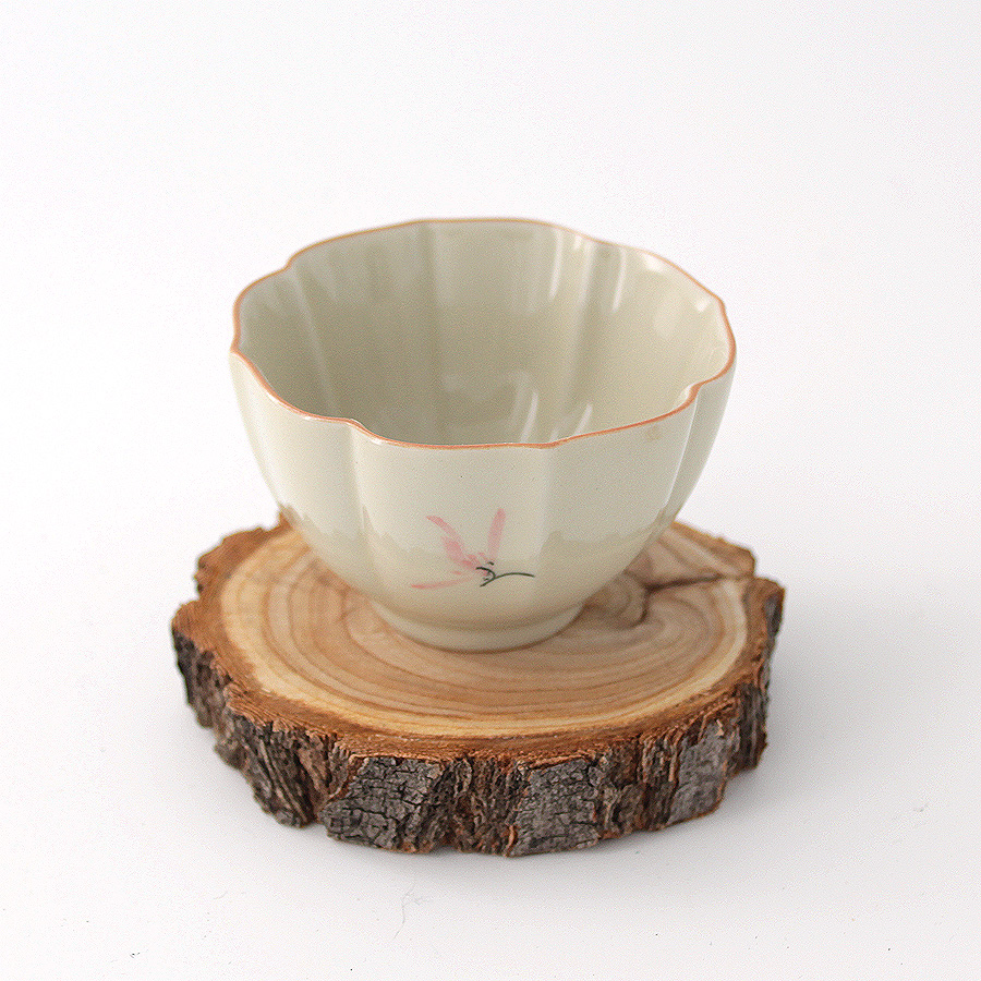 Чашка "Цветок бегонии", 80 мл