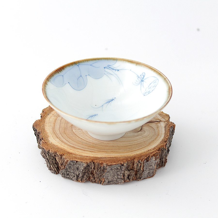 Чашка "Лотос и рыбки" №2, 70 мл Чашка "Лотос и рыбки" №2, 70 мл