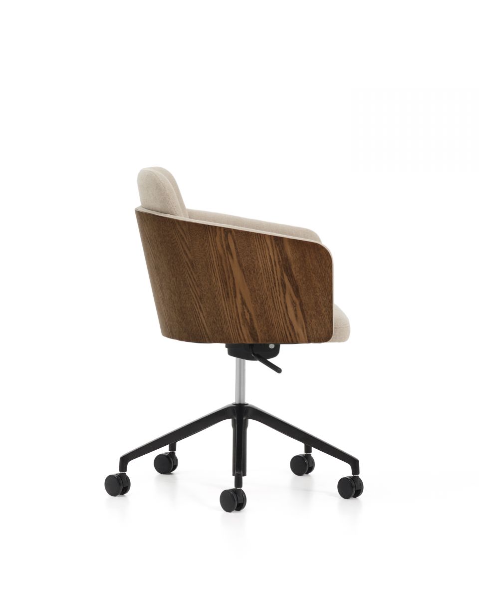 Офисный стул Madai из коричневого шенилла и ясеневого шпона Офисный стул Madai из коричневого шенилла и ясеневого шпона