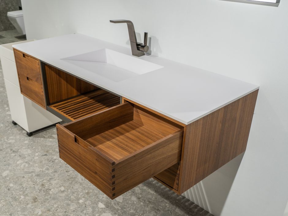 Модульный комплект мебели Milldue Fjord с центральным открытым элементом ФОТО