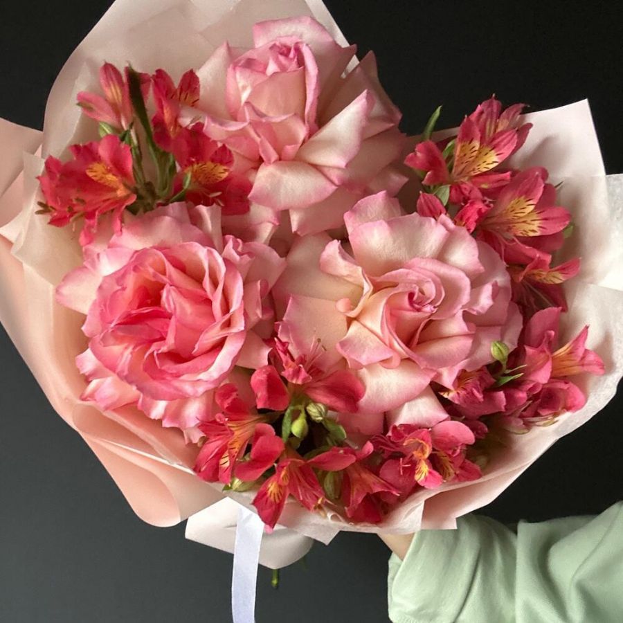 Букет "Альстра" Букет "Альстра"