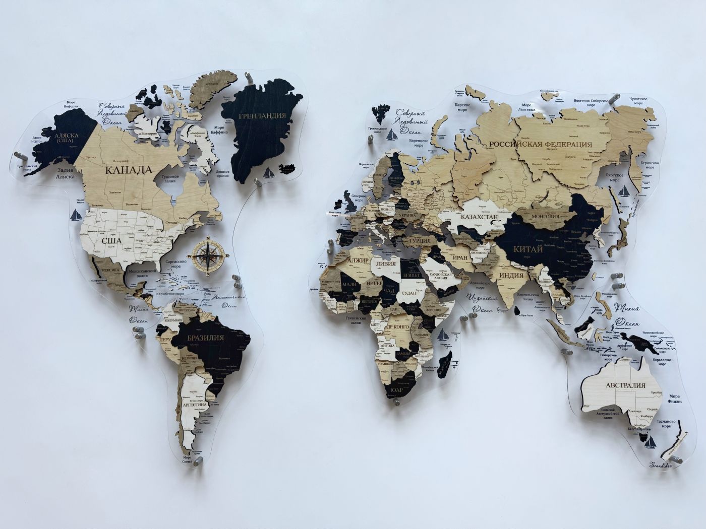 Цвет "Мерида", Многоуровневая карта мира из дерева