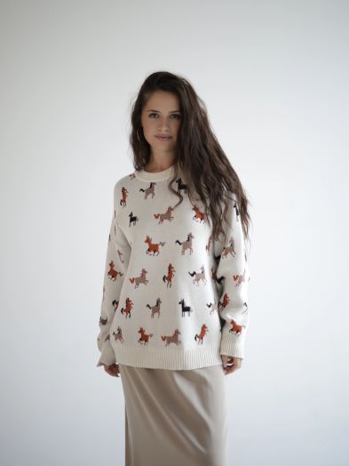 Свитер с лошадками