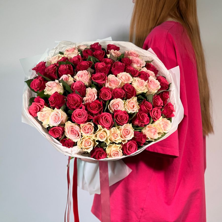 Букет из 71 розы "розово-малиновый микс" #2271