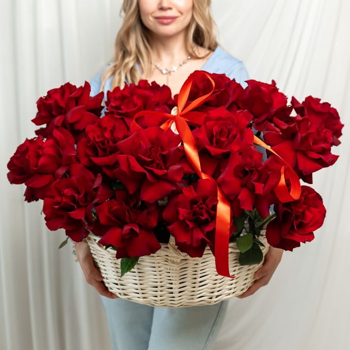 25 Французская роза (Эксплорер) в корзине размер L (40/37)