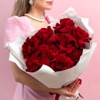 9 французских роз (сорт Эсклорер)