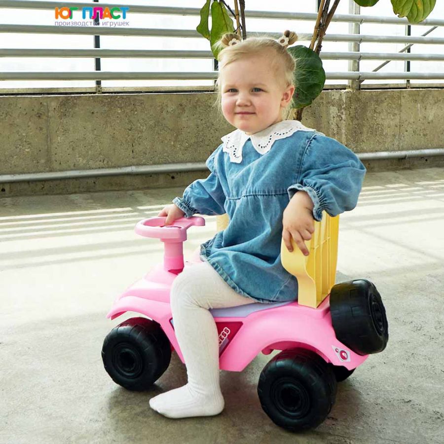 Машинка каталка "Малыш"