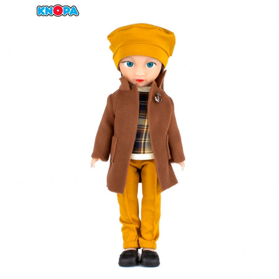 Кукла Викки в парке. КНОПА