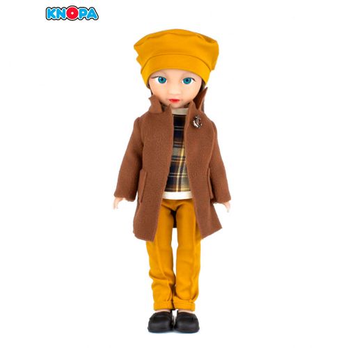 Кукла Викки в парке. КНОПА