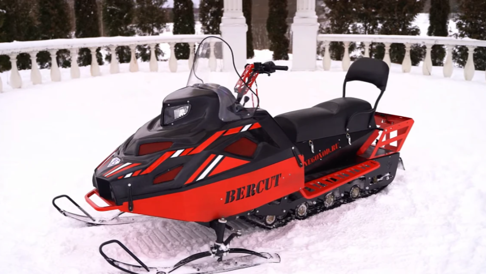 Миниснегоход Бурлак Беркут ЛОНГ 24 л.с.