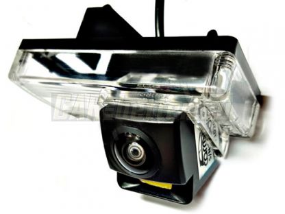 Камера заднего вида Toyota Land Cruiser 100, 105, 200 и LC Prado 120, угол обзора 200°, LED (CME-7529S)
