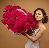 25 Французских роз (Пинк флойд) в корзине размер L (40/37)