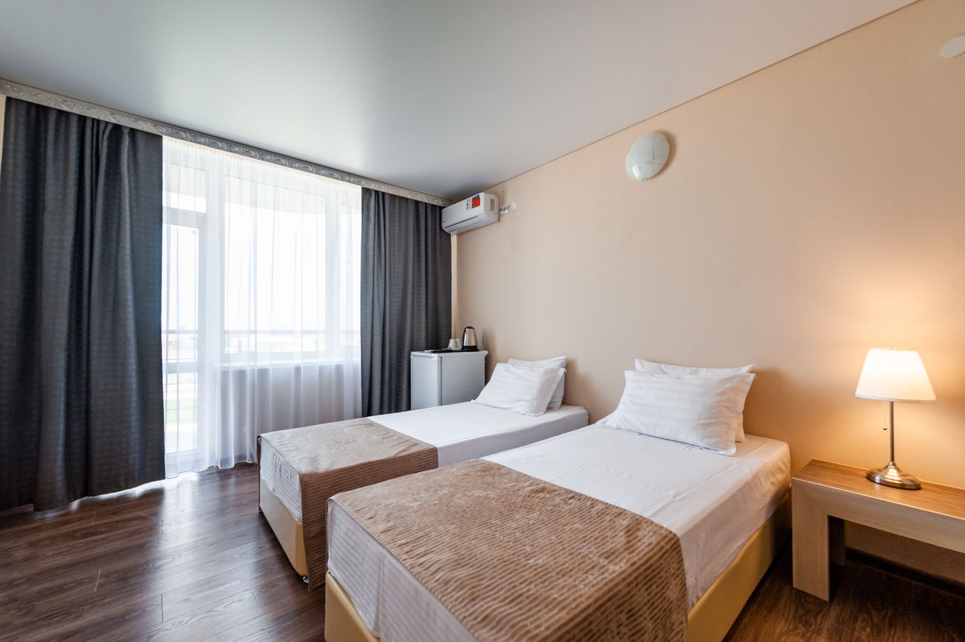 Акция - Стандартный номер без балкона на 3х гостей с видом во двор в (Корпус Б)