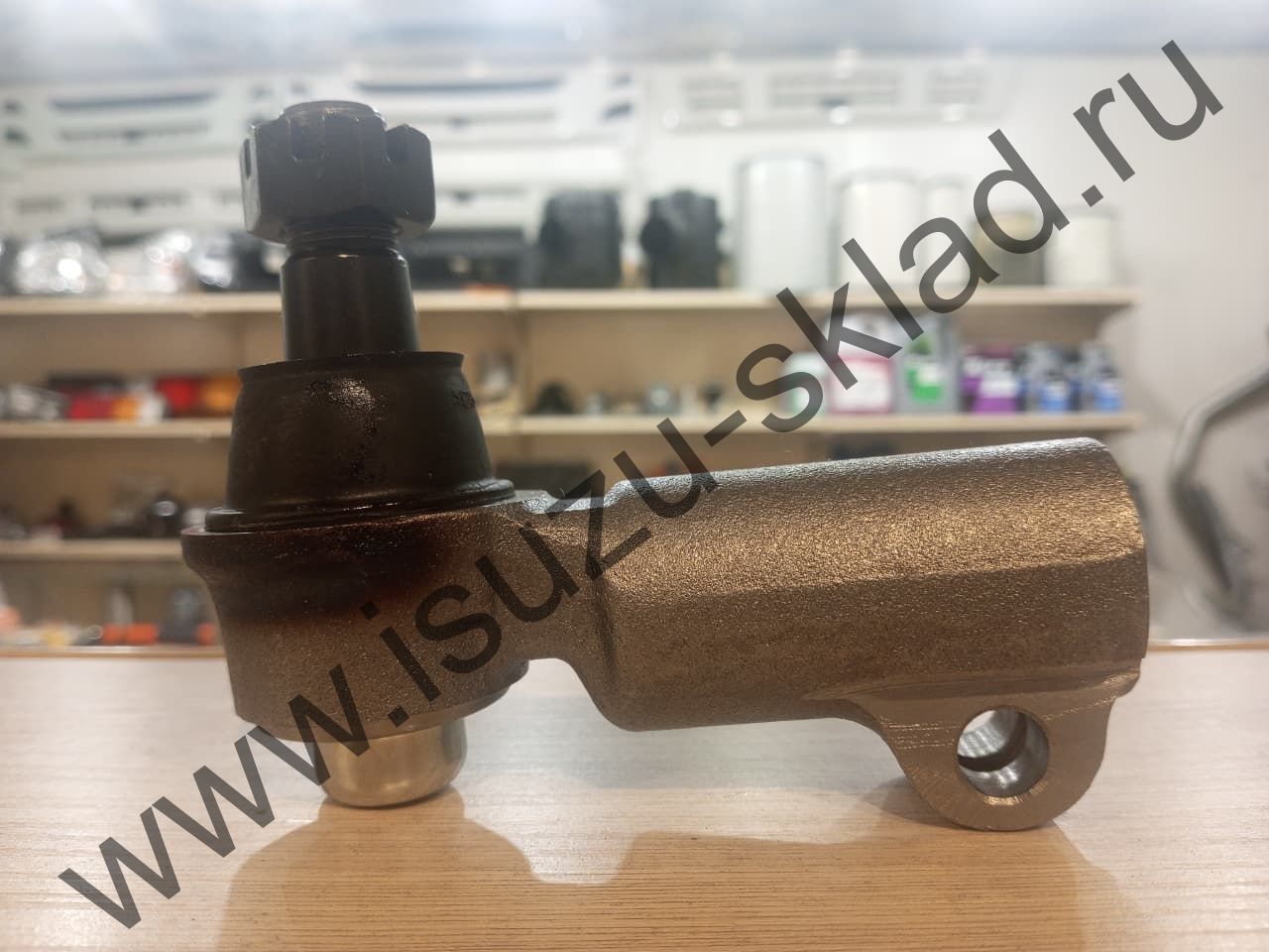 Наконечник рулевой левый hino500 r19.5