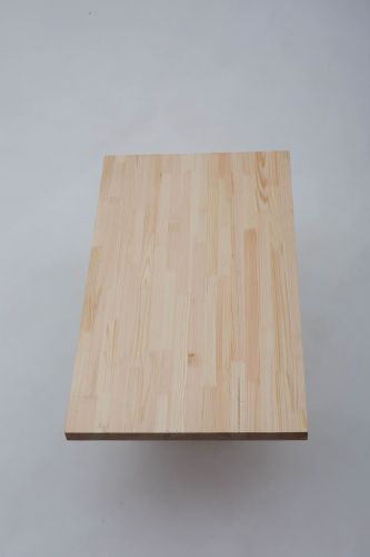 Мебельный щит из сосны паркетной склейки