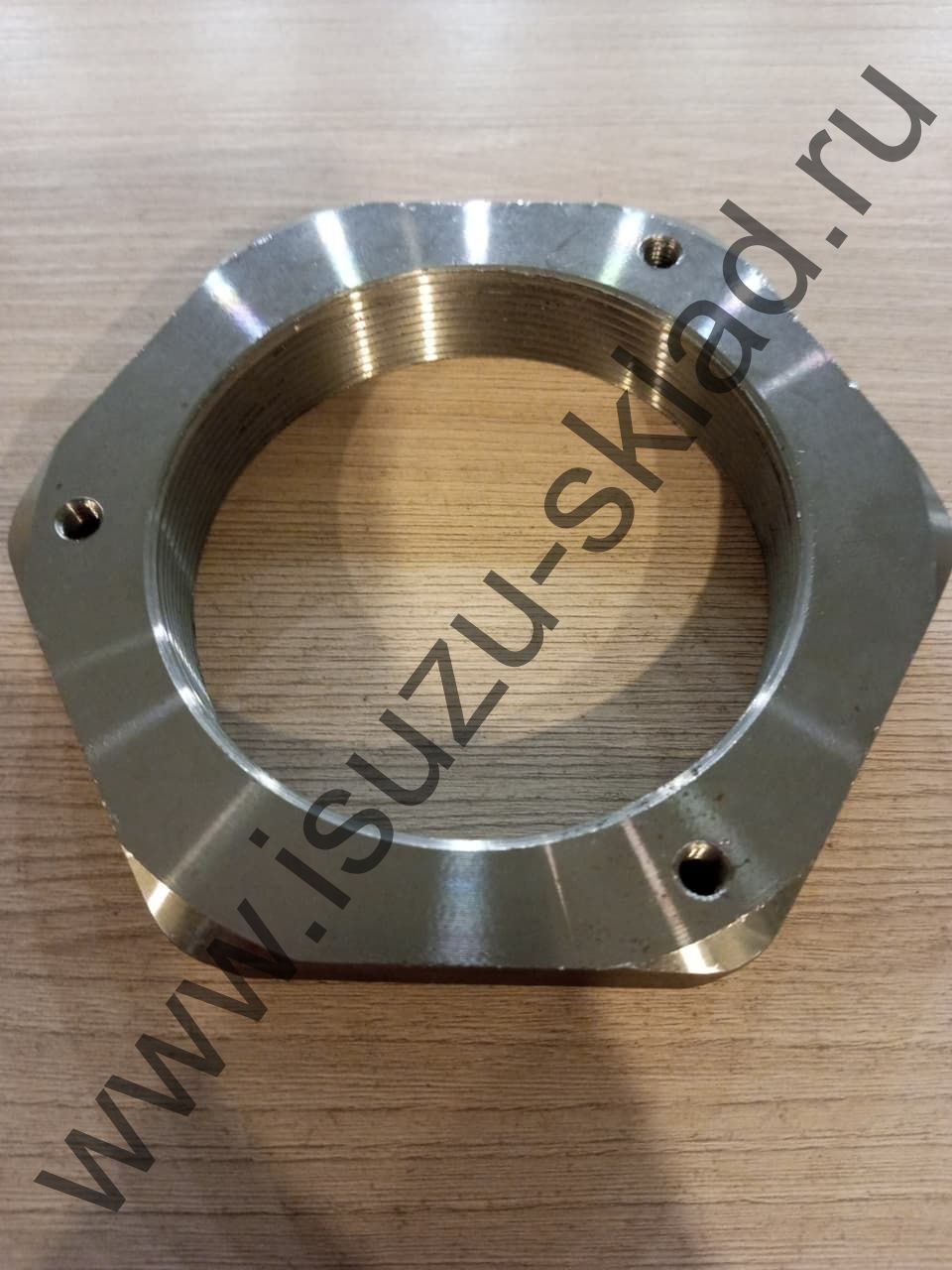 Гайка ступицы задней fvr34/cyz51/52