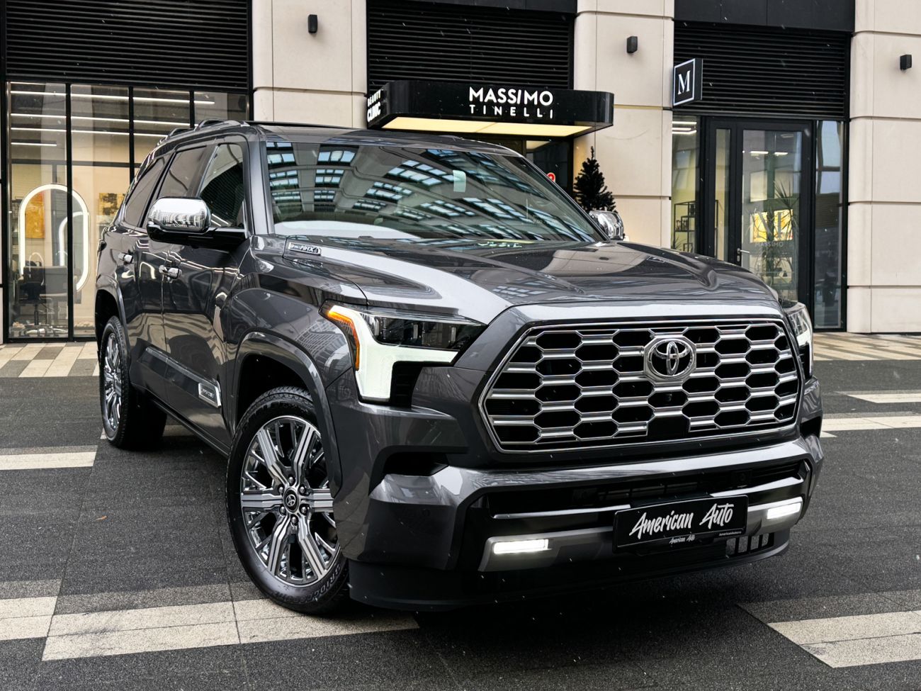 Toyota Sequoia Capstone / 2025