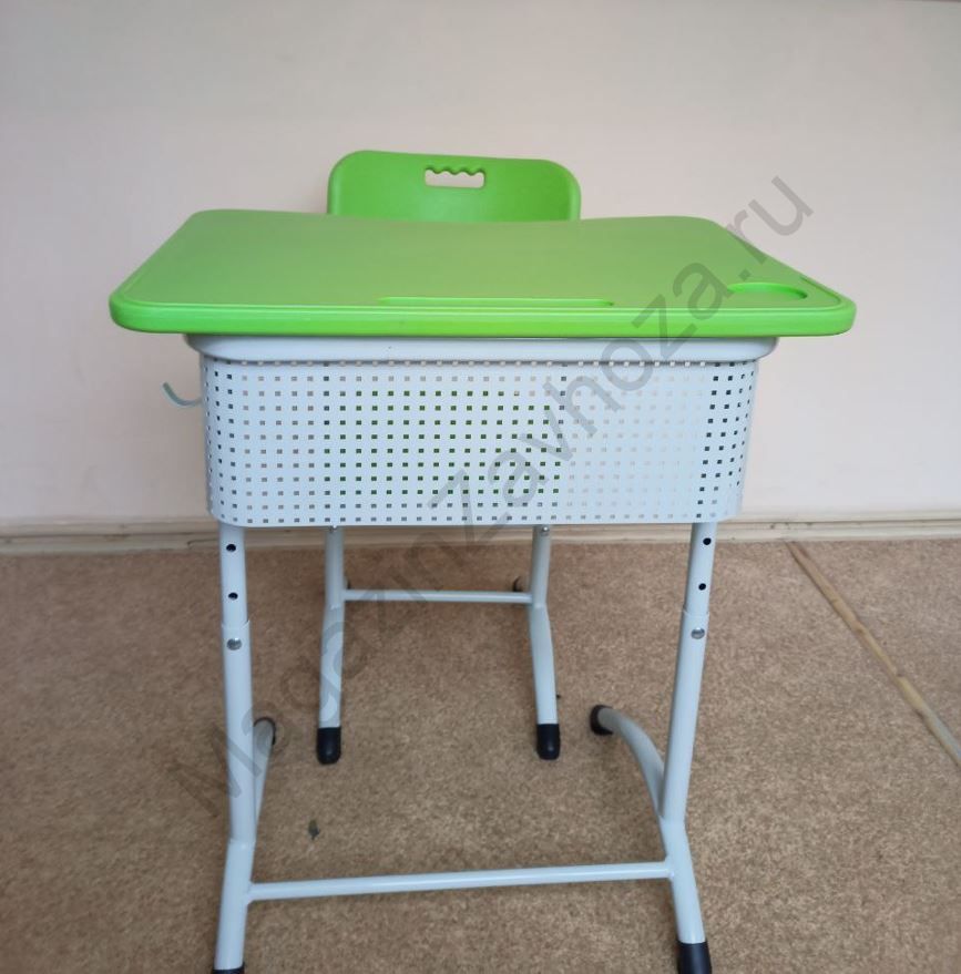Парта одноместная с экраном на круглой трубе с пластиковой столешницей