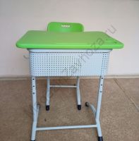 Парта одноместная с экраном на круглой трубе с пластиковой столешницей