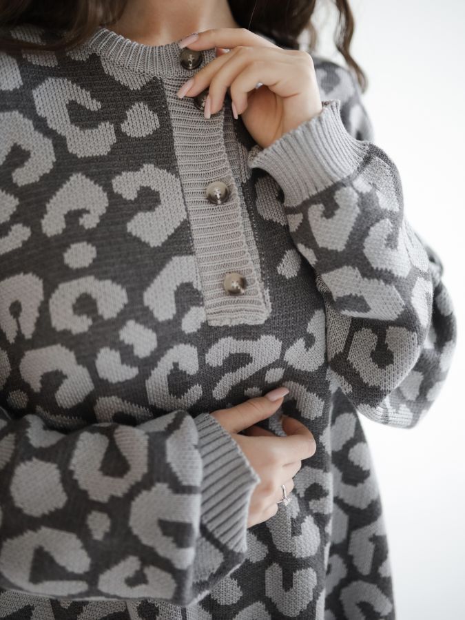 Свитер леопард