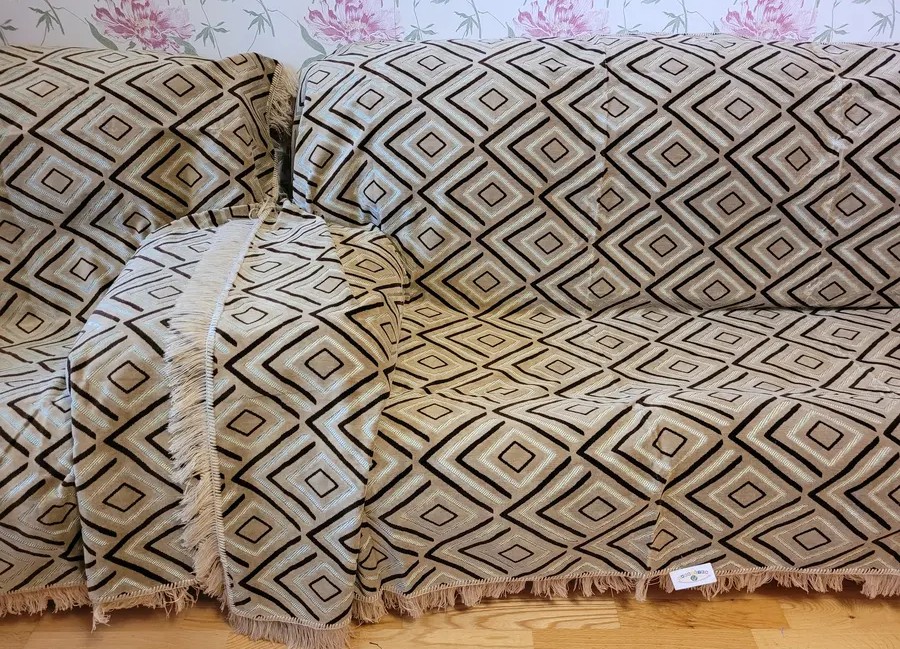 Ковровое покрывало , дивандек 180х220 см.,бежевый