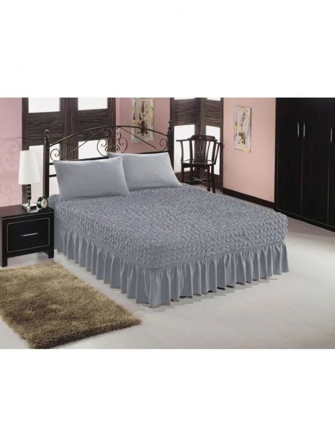 Покрывало на кровать с двумя наволочками   ,светло-серый